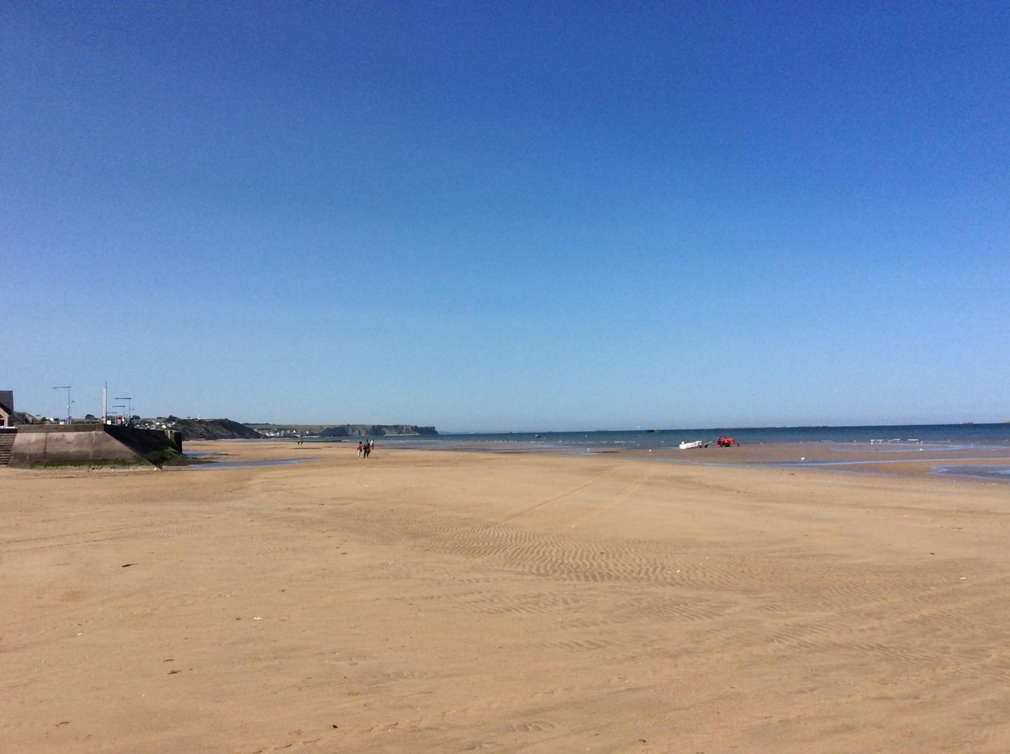 Nid De Pie Grand Duplex Lumineux Cadre Verdoyant Calme A 5 Mn De La Mer Pres Port En Bessin, Bayeux, Omaha Beach, Commes Eksteriør bilde
